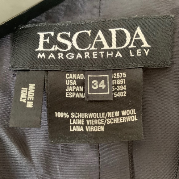 Escada Wool black Vest size 4 (34) - Picture 9 of 11